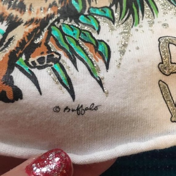 Vintage, Distressed, Raw Edged Brown Wolf Crop top - Picture 4 of 8